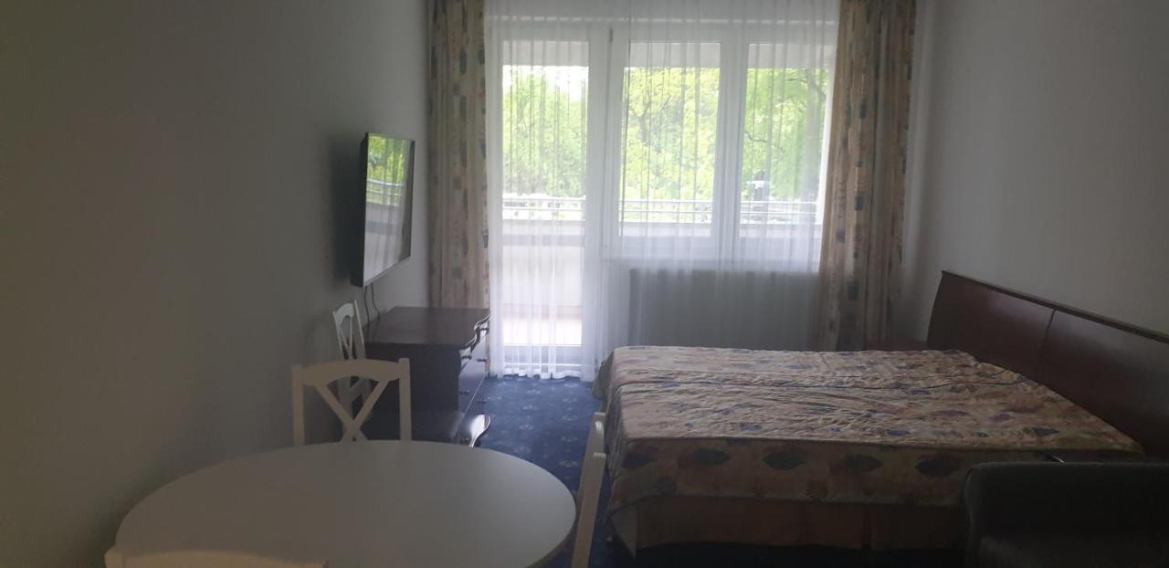 M-Apartamenty W Hotelu Polonia Kołobrzeg Esterno foto